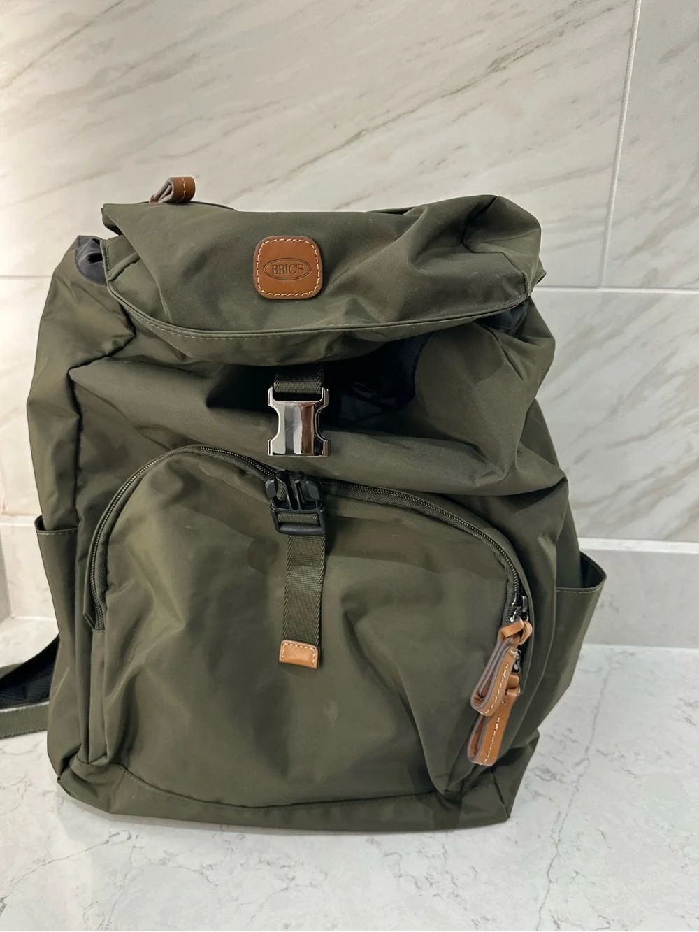 Brics classic olive